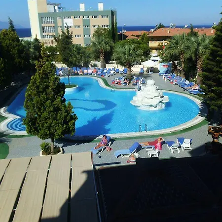Tropicana Garden Hotel 3*
