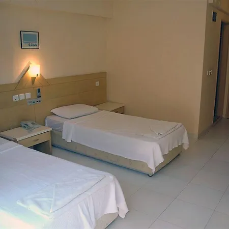 Hotel Tropicana Garden